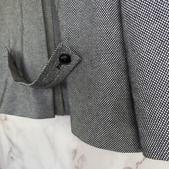 Talbots Blazer 12 Large Tweed Black White One Button Cuffed Cotton Crop Pleated - Picture 13 of 13